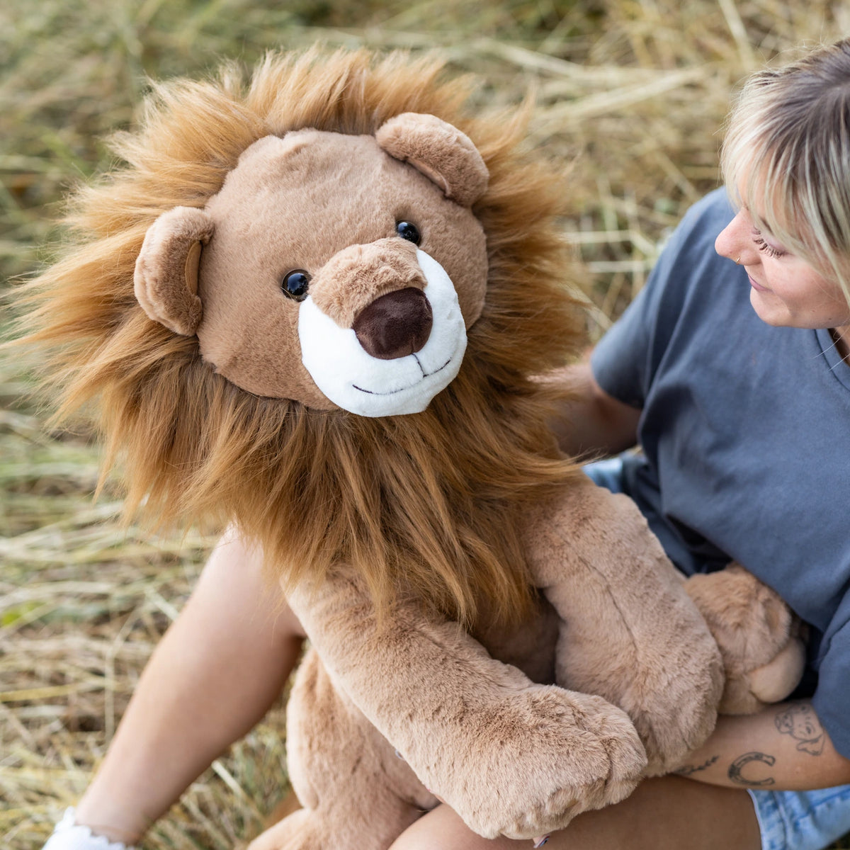 Giant Lion SnugglePal