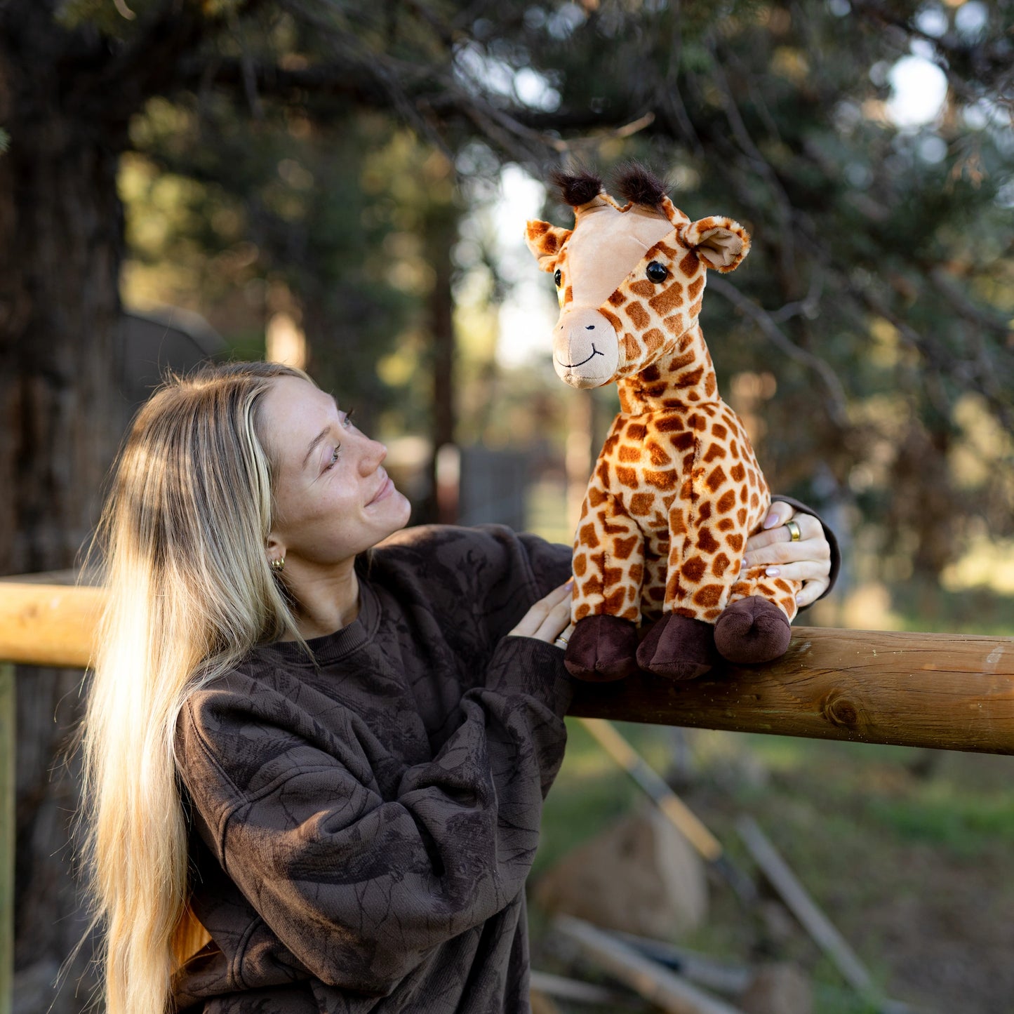 Jumbo Giraffe SnugglePal